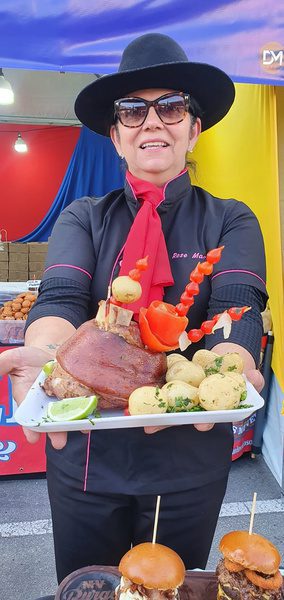 comidas-musicas-do-mundo-joelho-de-porco-alemanha_easy-resize-com-1