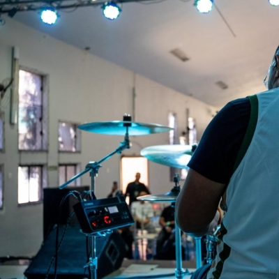 Cada clique desse carrossel mostra um pedacinho da energia que vivemos no Louvart Música, dança, (1)